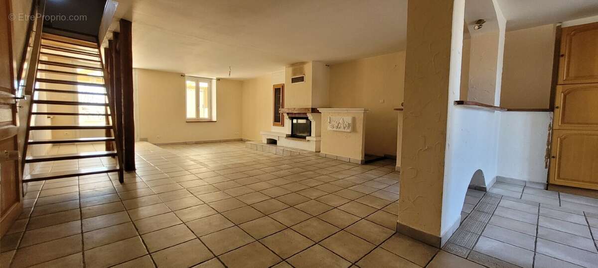 Maison à CHAMPENOUX