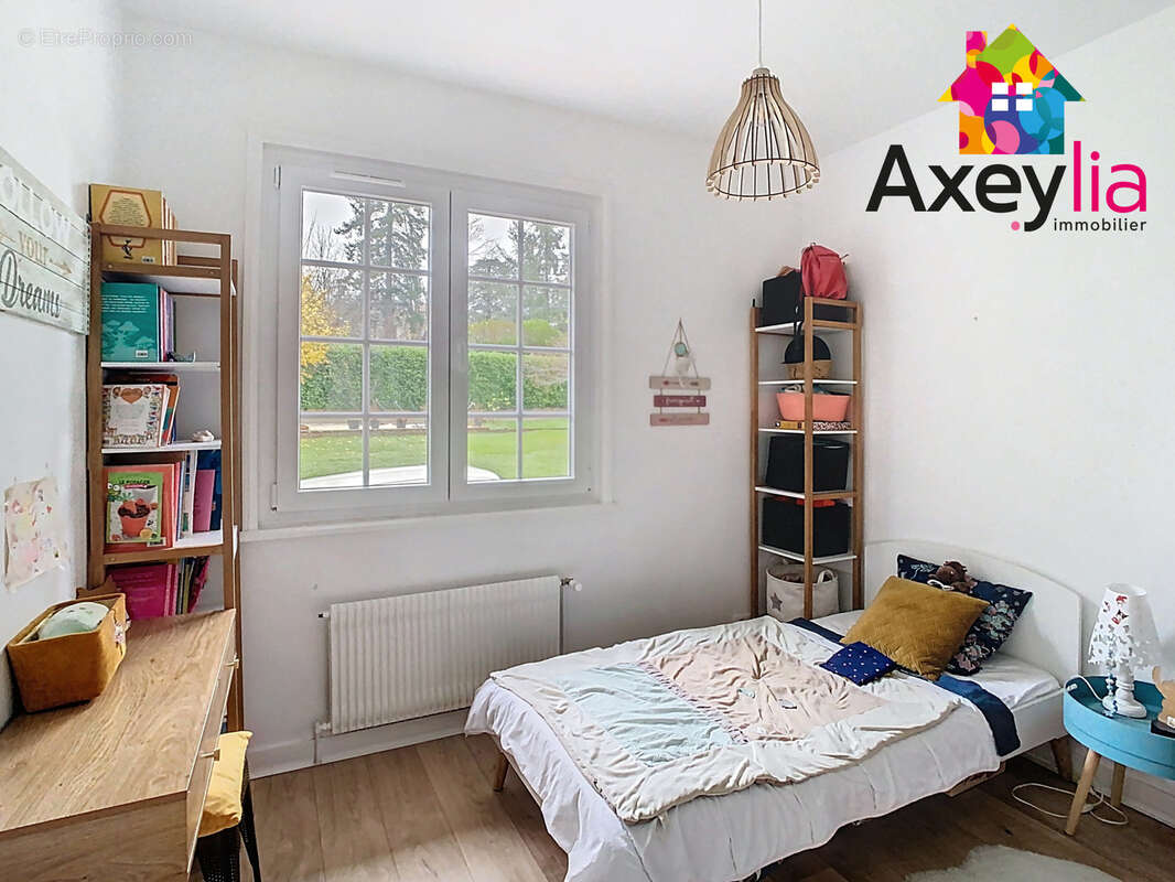 Maison à SAINT-VINCENT-DE-BOISSET