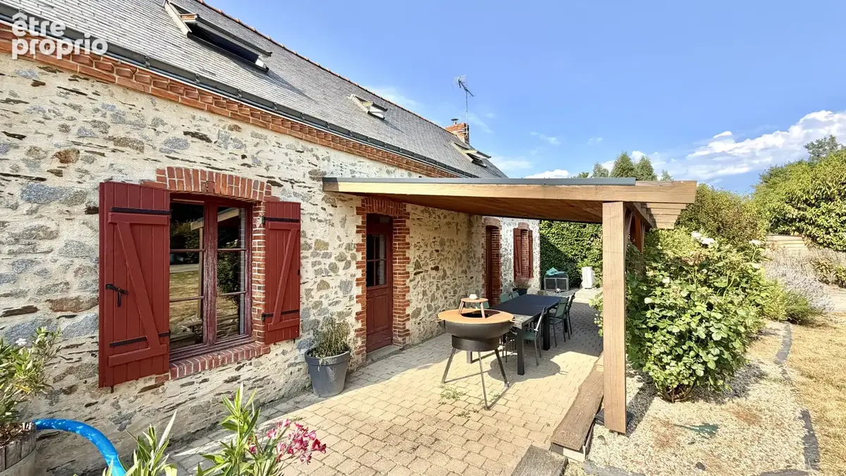 Maison à LA POUEZE