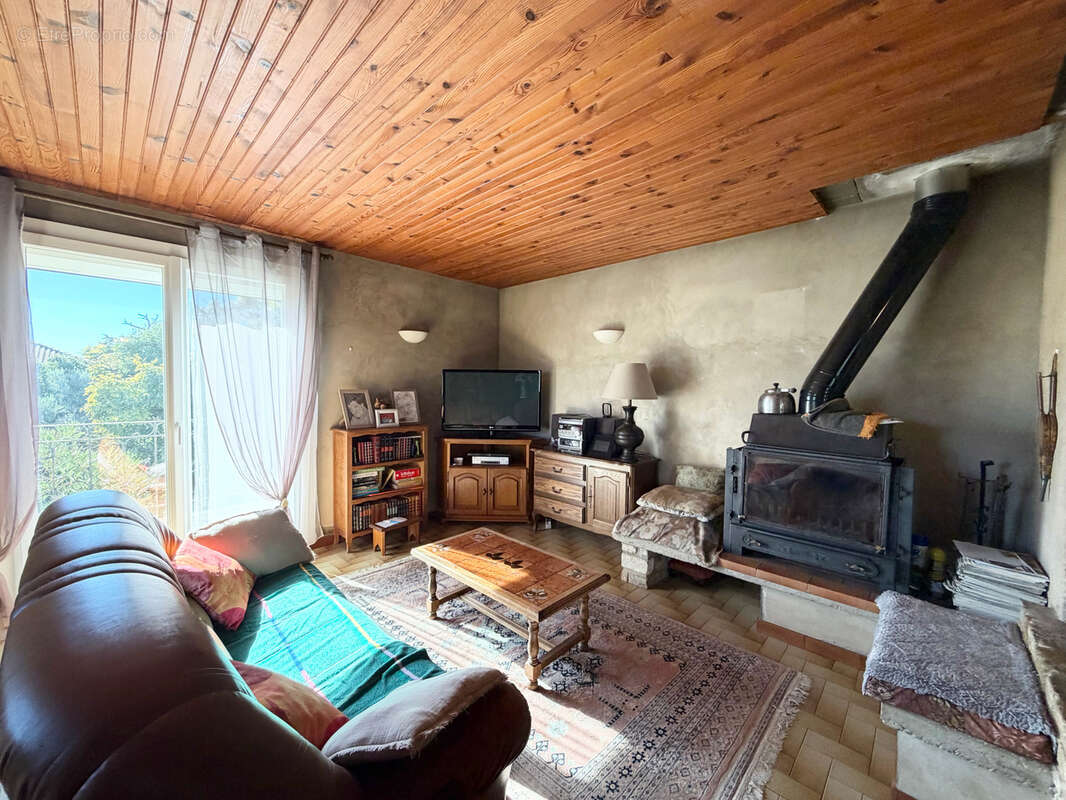 Maison à SERVIERS-ET-LABAUME