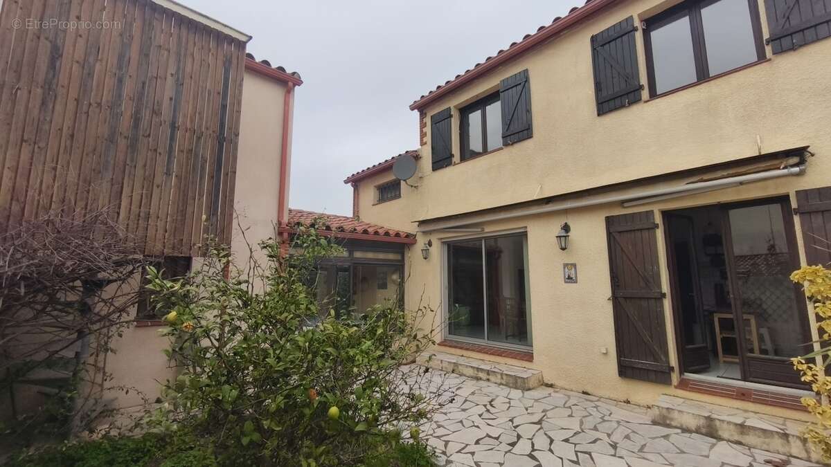 Maison à BAGES