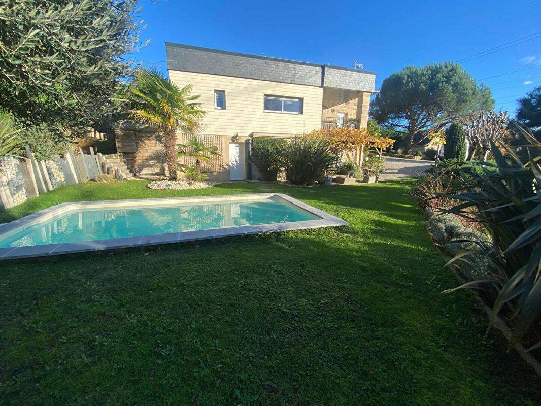 Maison à DONZENAC