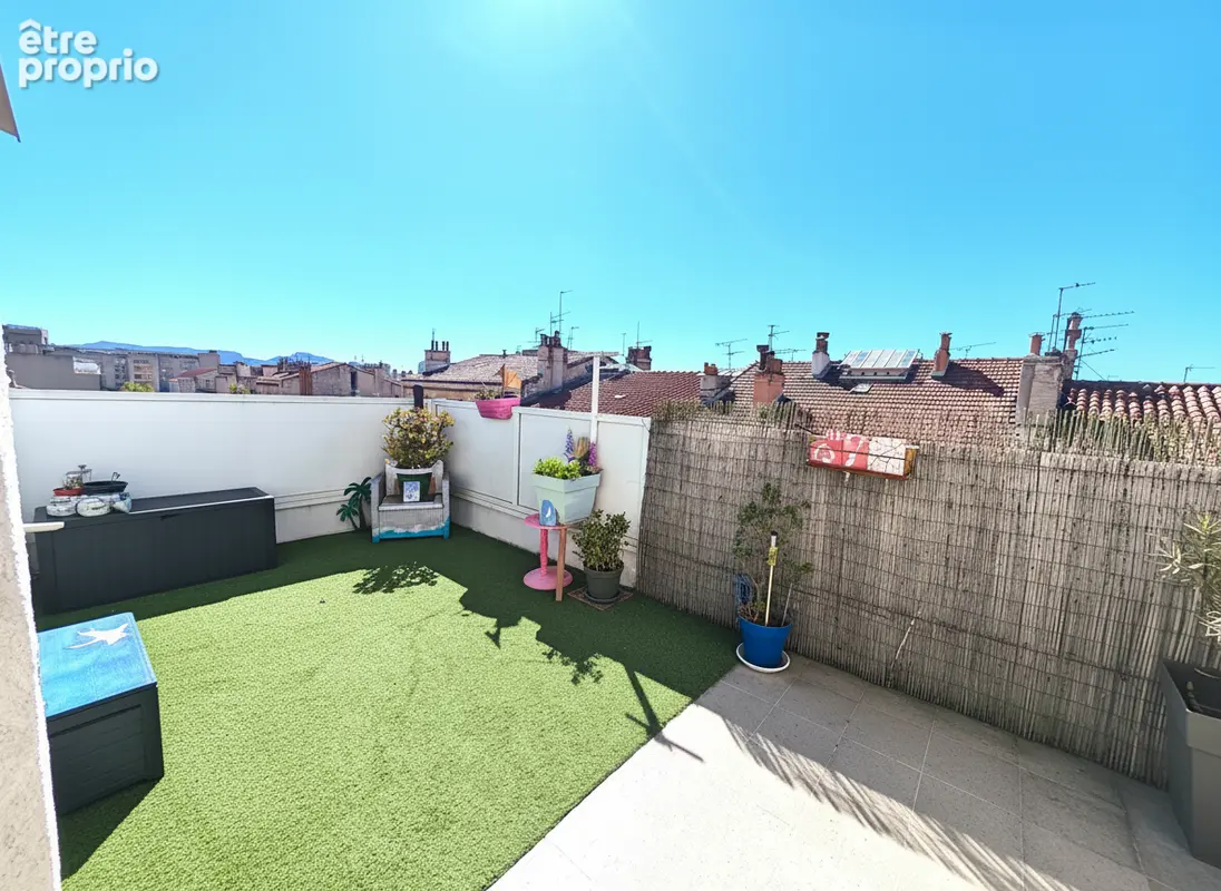Appartement 91m² à marseille 5e arrondissement - photo 2