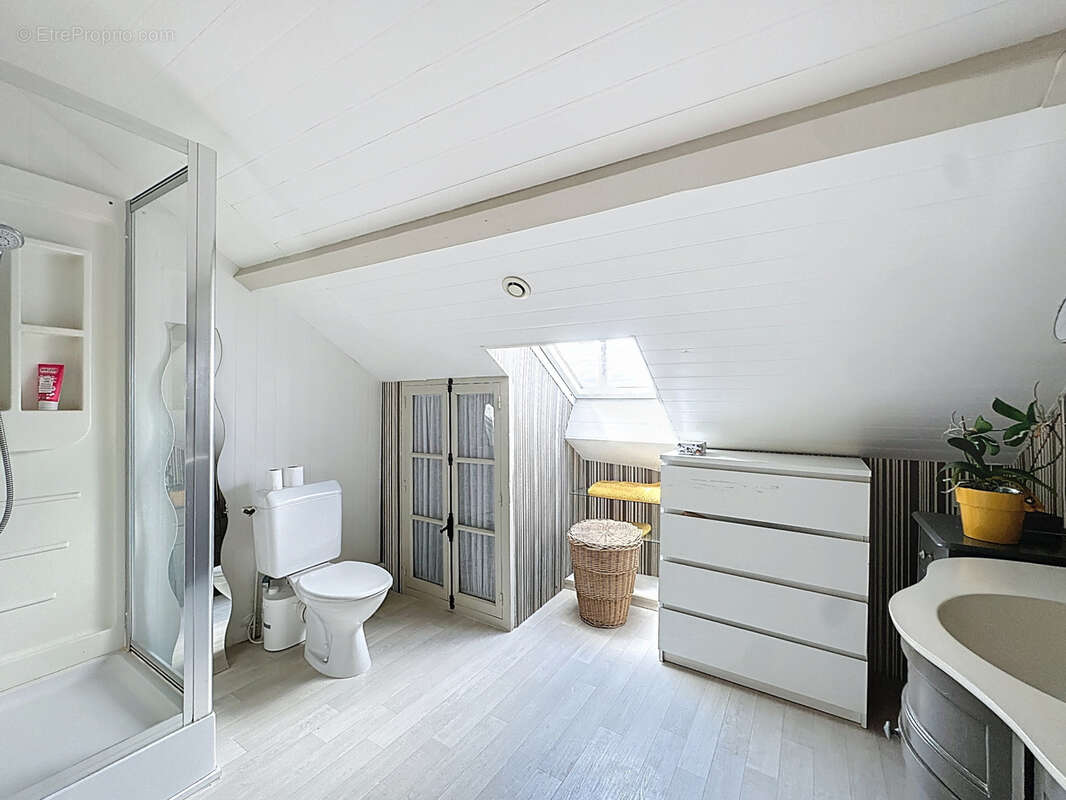 Maison à LA TOUR-DU-PIN