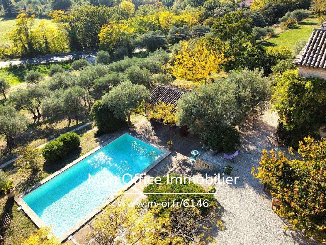 Maison à LOURMARIN