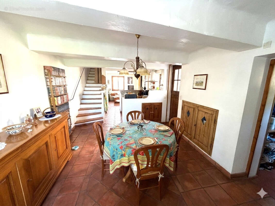 Maison à LA MOTTE