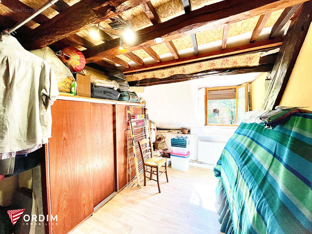 Maison à SAINT-AMAND-EN-PUISAYE