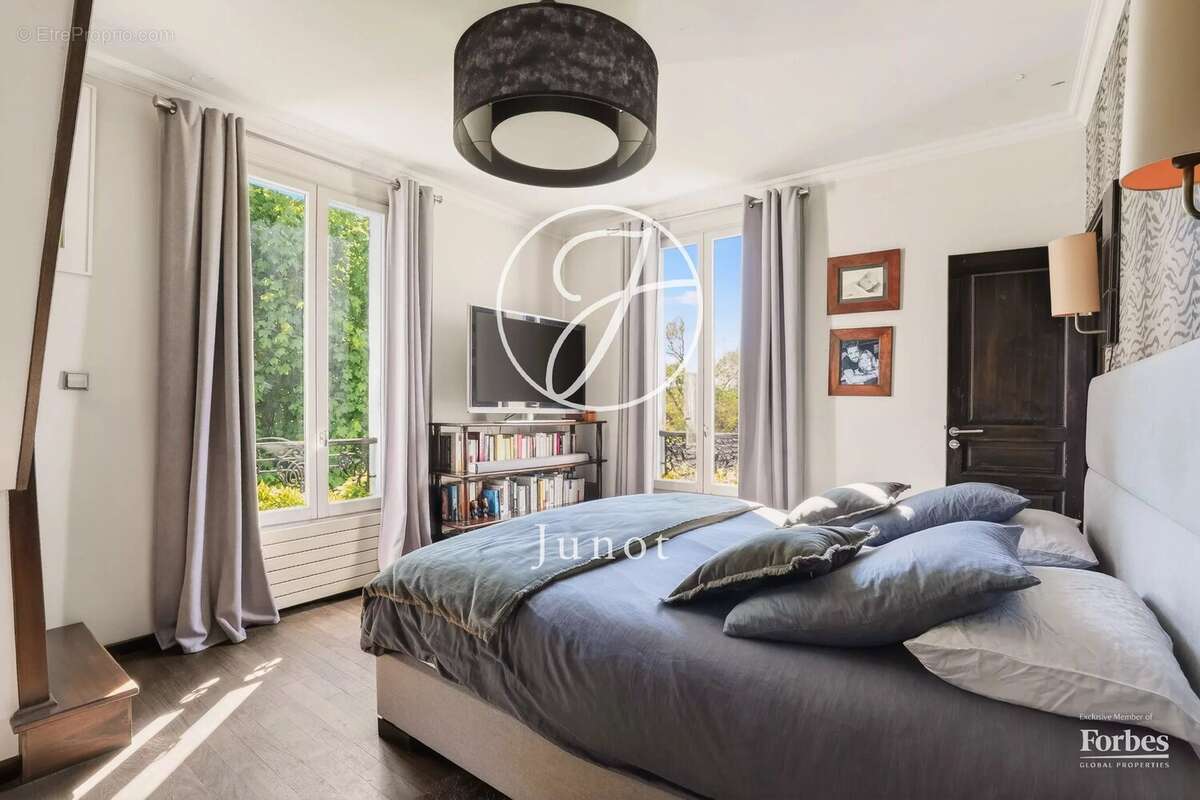 Maison à CROISSY-SUR-SEINE