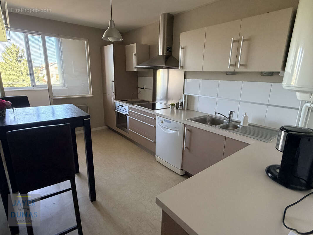 CHALON-SUR-SAONE - Appartement T3 dans résidence au calme - - photo 7