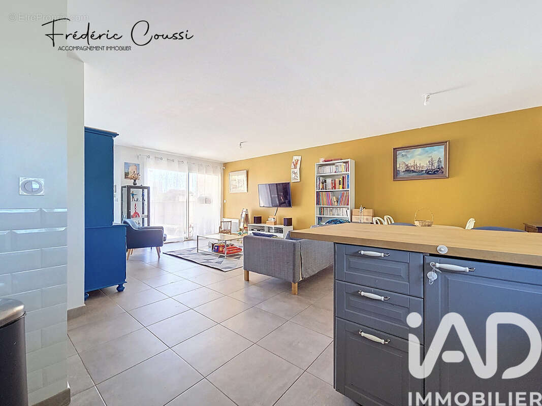 Photo 2 - Maison à SAINT-JUST