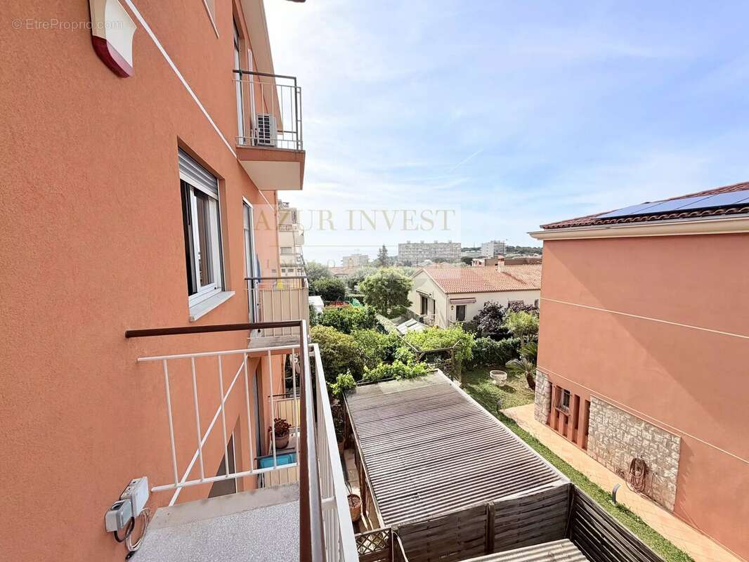 Appartement à ROQUEBRUNE-CAP-MARTIN