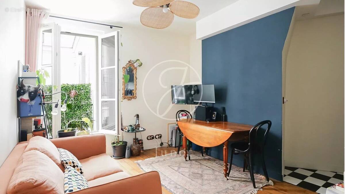 Appartement à PARIS-6E