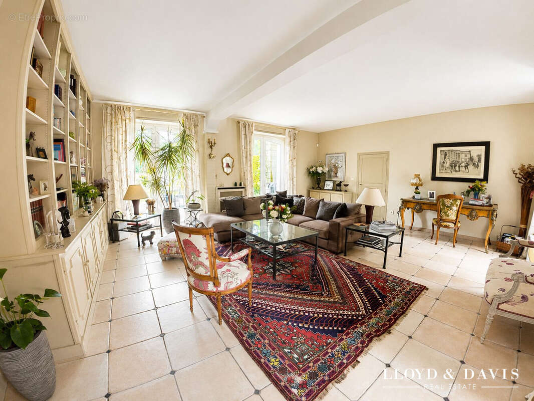 Maison à COMPIEGNE