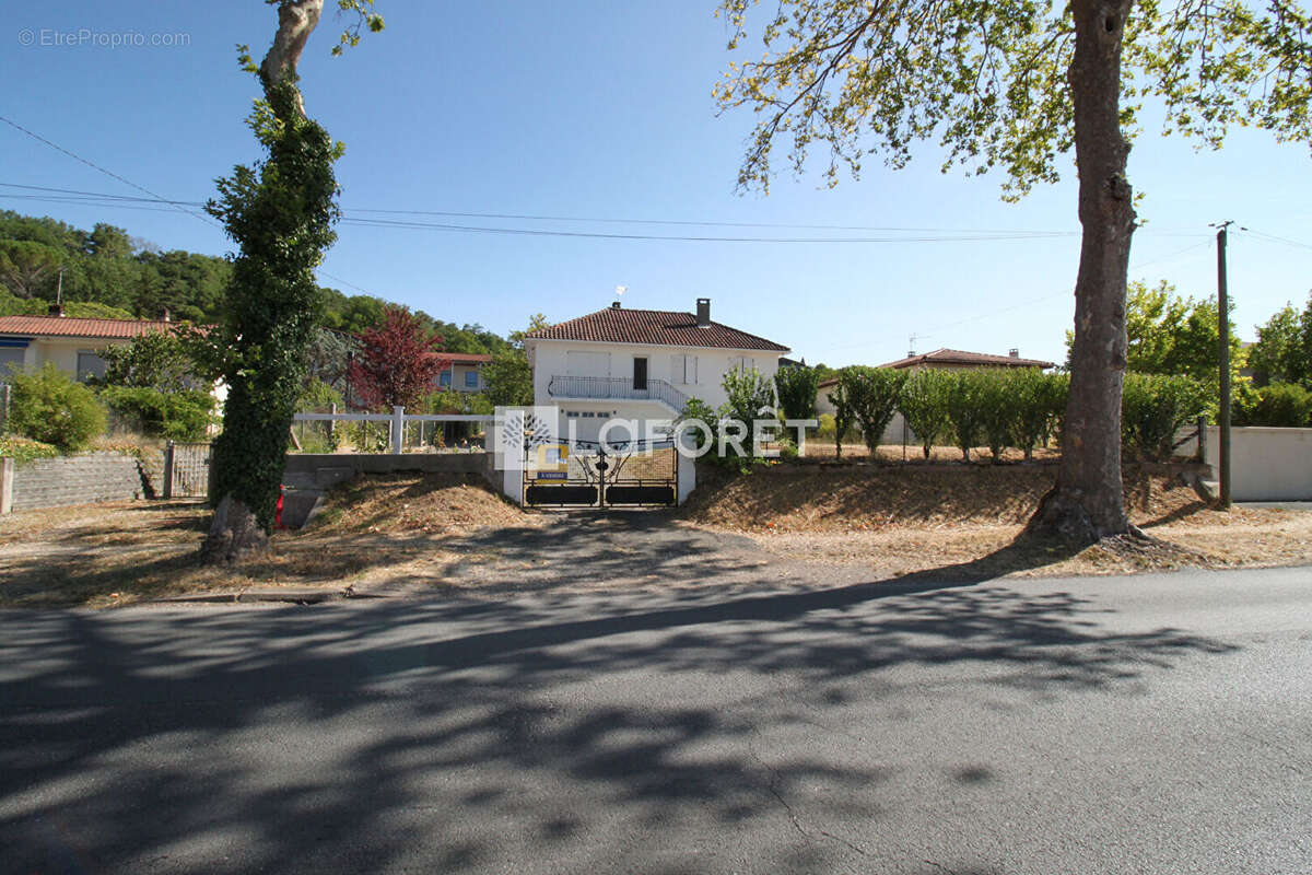 Maison Brantôme En Périgord 5 pièces 105.42 m2 avec garage et jardin clôt - photo 16