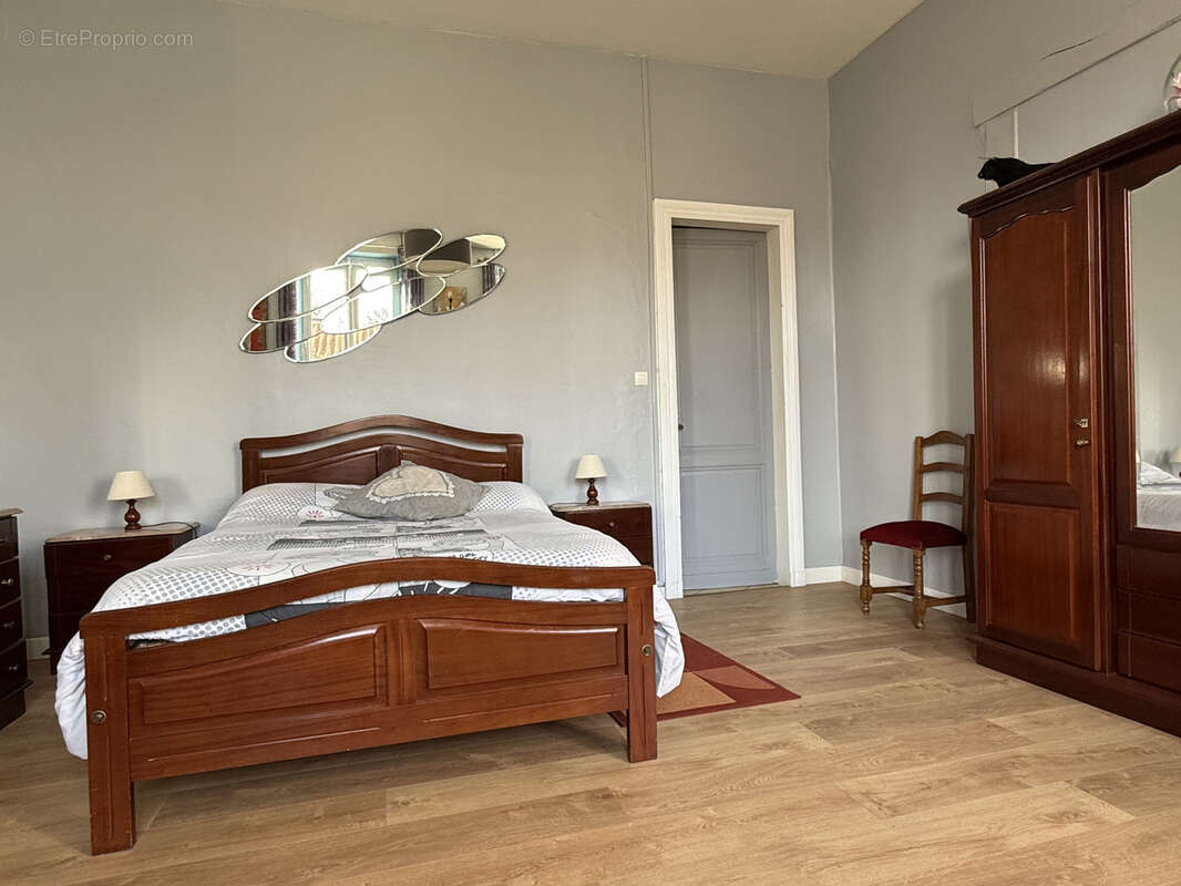 Maison à SAINT-MEDARD-EN-JALLES