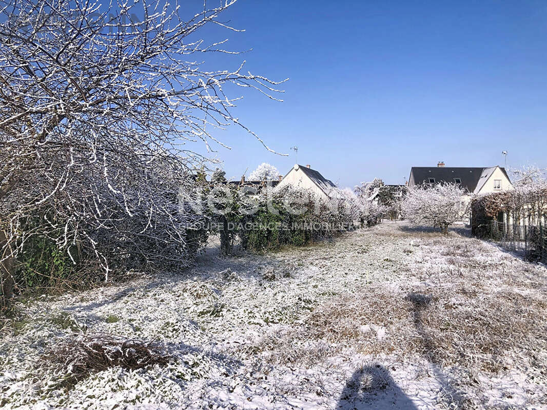 Terrain à VINEUIL