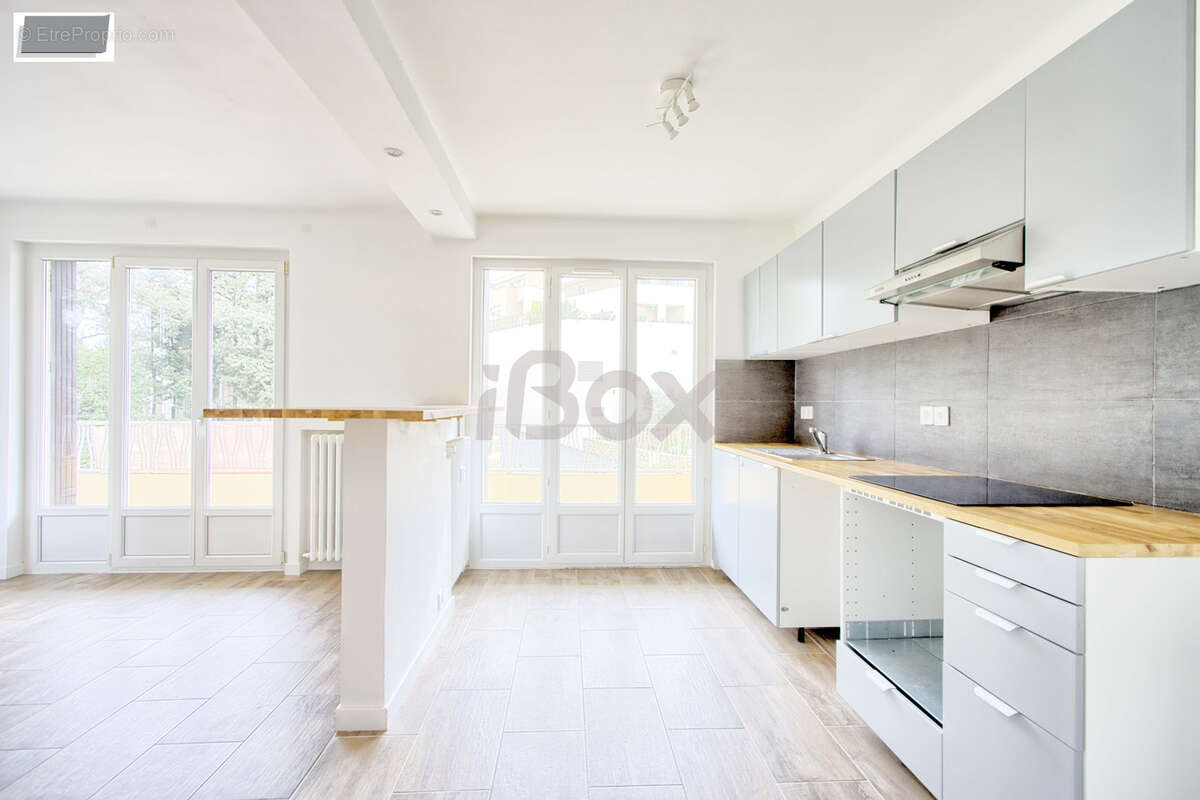 Appartement à LE PRADET