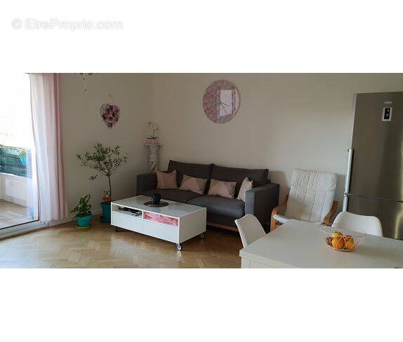 Appartement à EMERAINVILLE