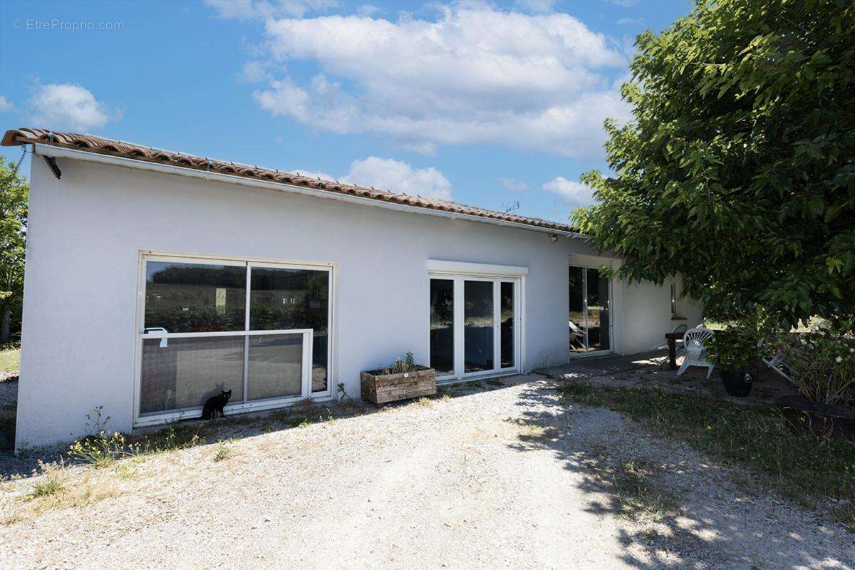 Maison à CASTELNAU-DE-LEVIS