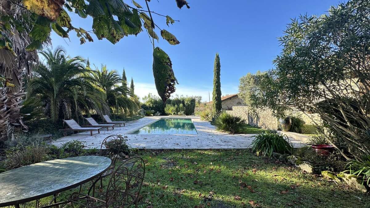 Maison à PEYREHORADE