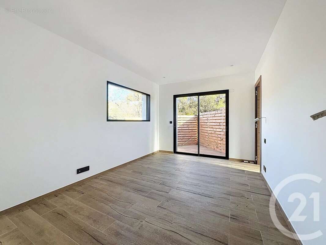 Maison 162 m² à Mougins  - photo 15