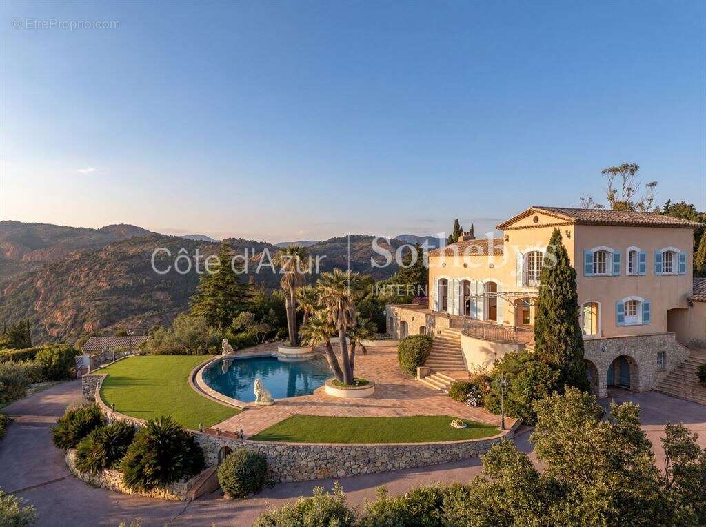 Maison à SAINT-RAPHAEL