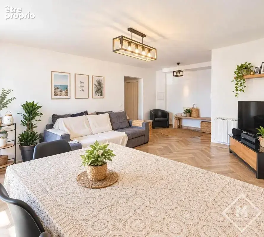 Superbe Duplex T6 de 122 m² refait à neuf, extérieurs et parking facile à Saint-Jérôme - photo 2