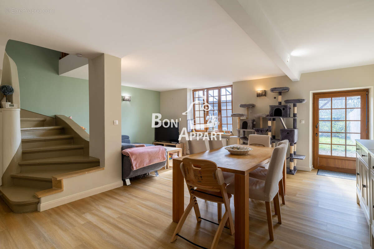 Maison à MOINEVILLE