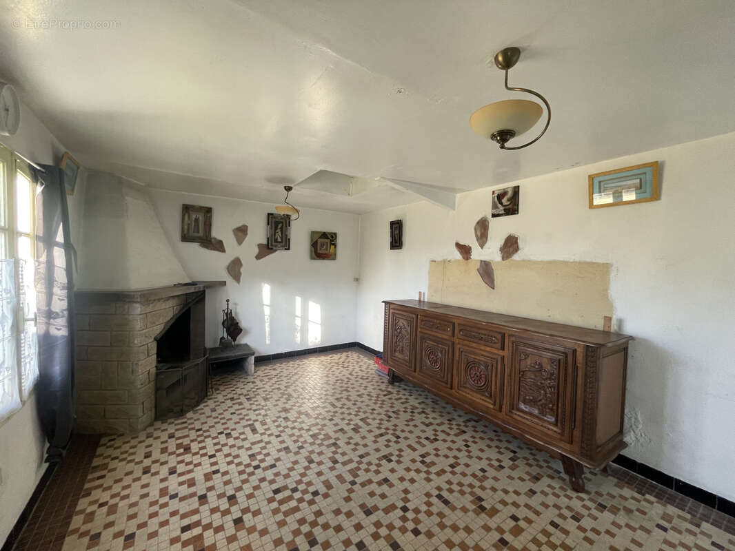 Maison de bourg, 5 chambres et terrain - photo 6
