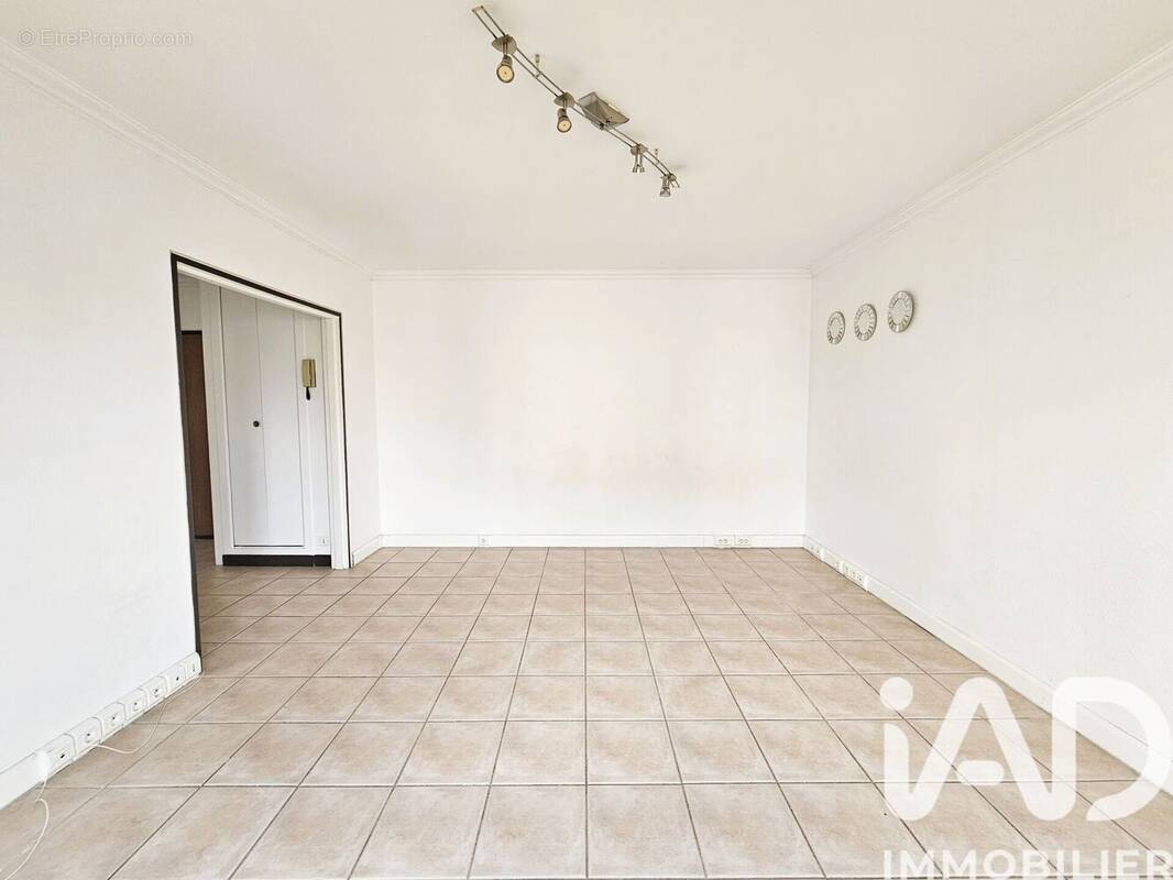 Photo 1 - Appartement à CHEVILLY-LARUE
