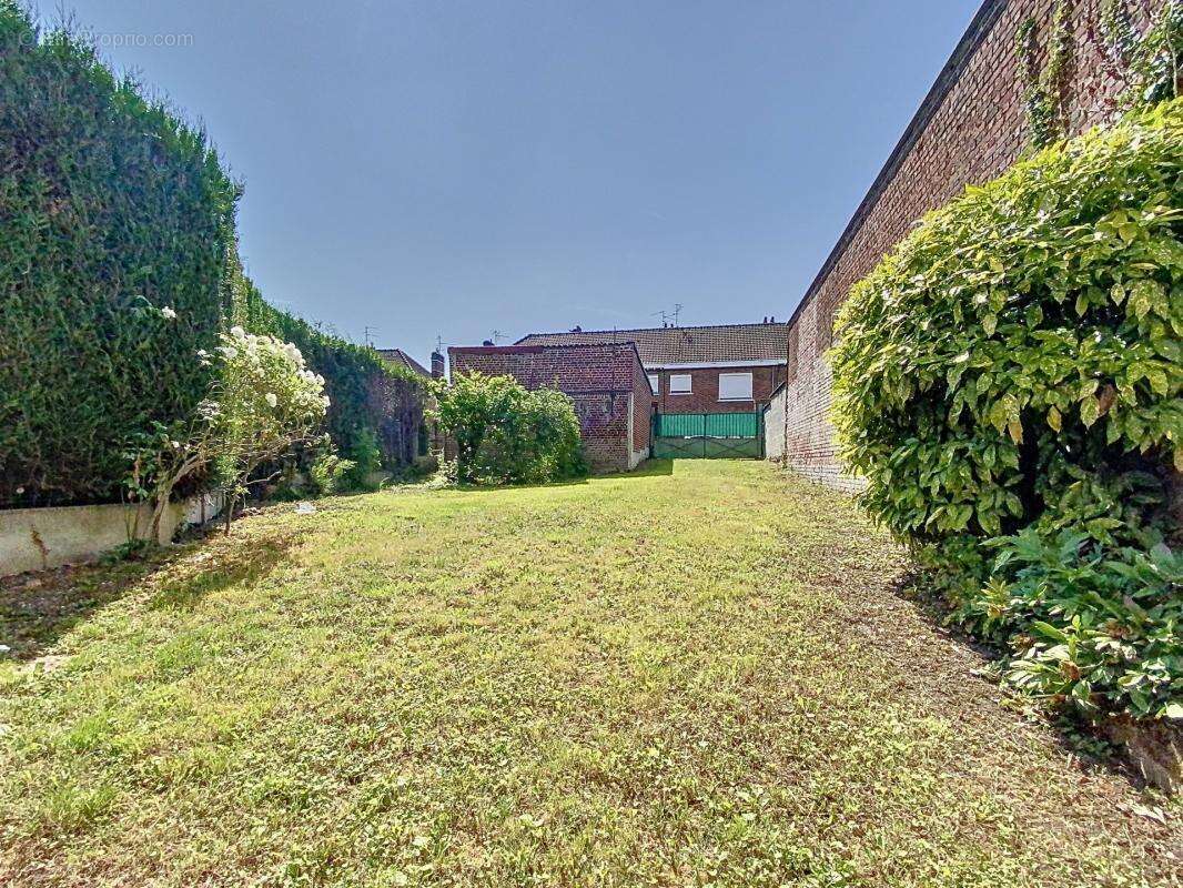 Maison à ARMENTIERES