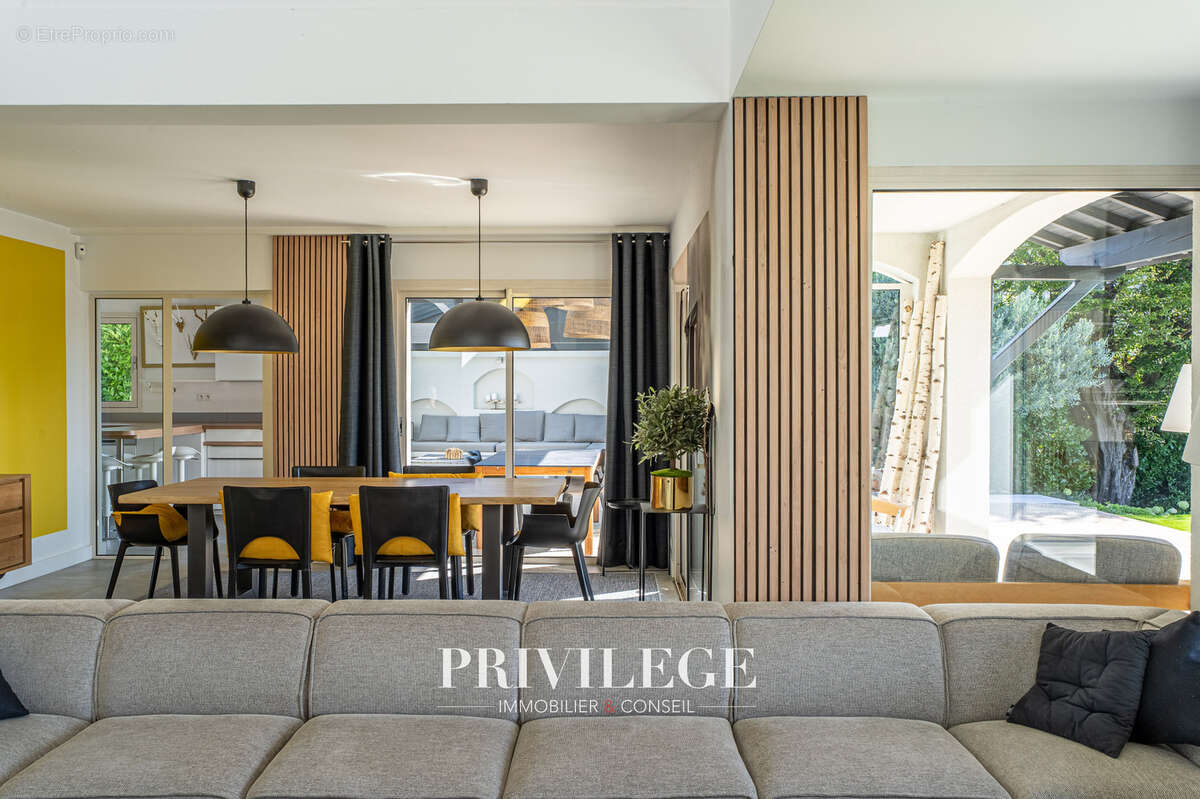 Maison à SAINT-DIDIER-AU-MONT-D&#039;OR