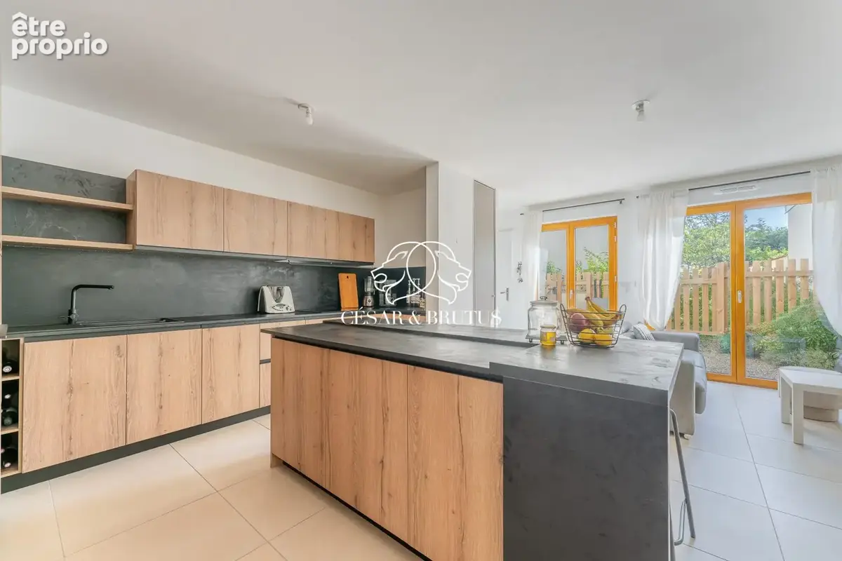 Appartement 5 pièces 101 m² à vendre à Sainte-Foy-Les-Lyon (69110) - photo 4