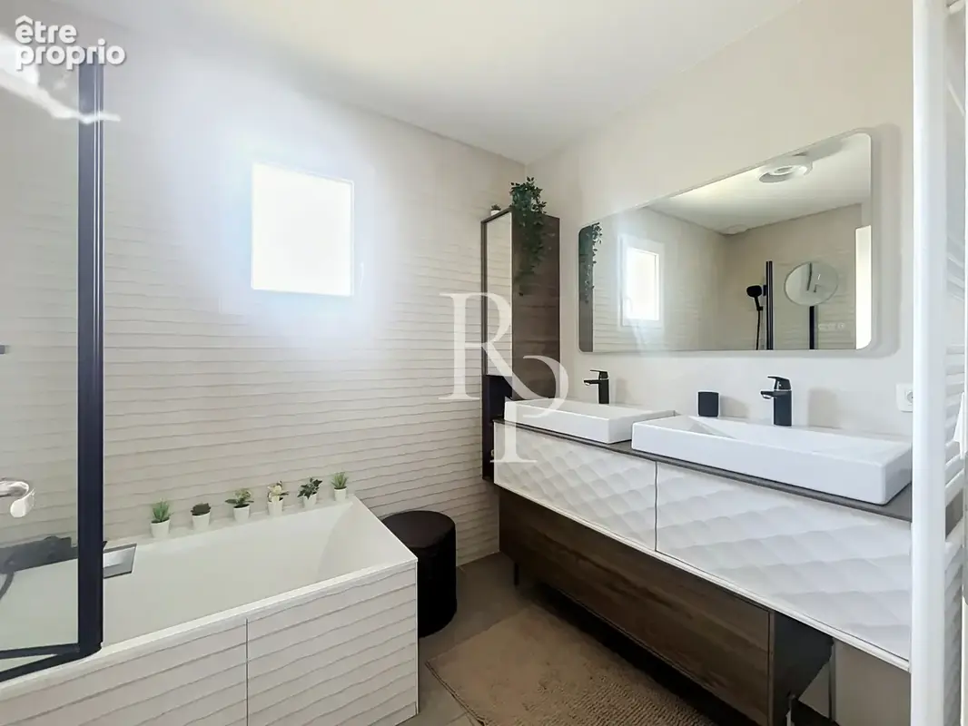 Maison récente 2019   88 m2   3 chambres   Piscine   Garage   Grézieu-la-Varenne - photo 5
