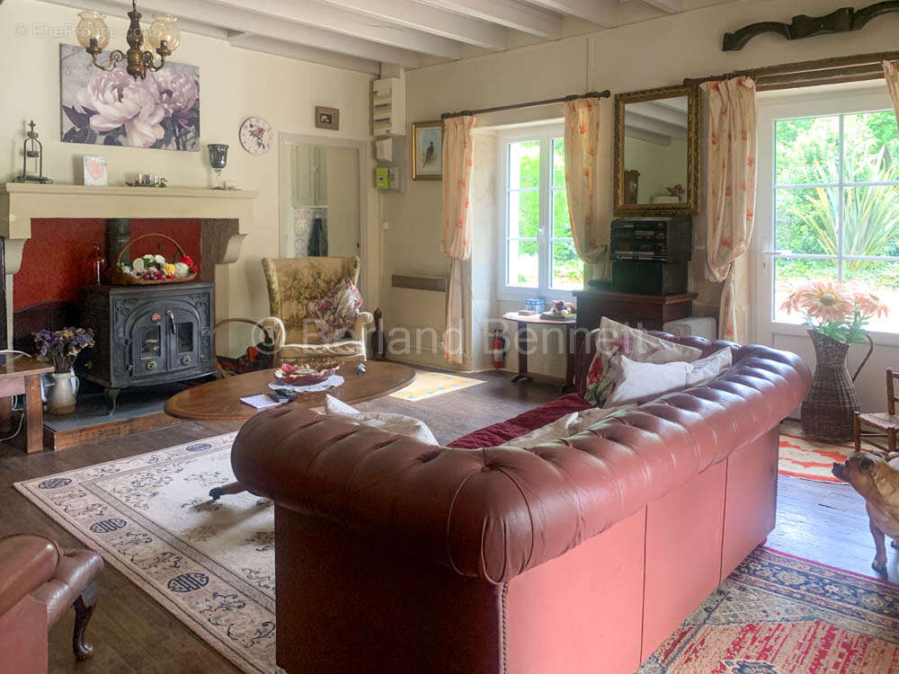 Maison à SAUZE-VAUSSAIS