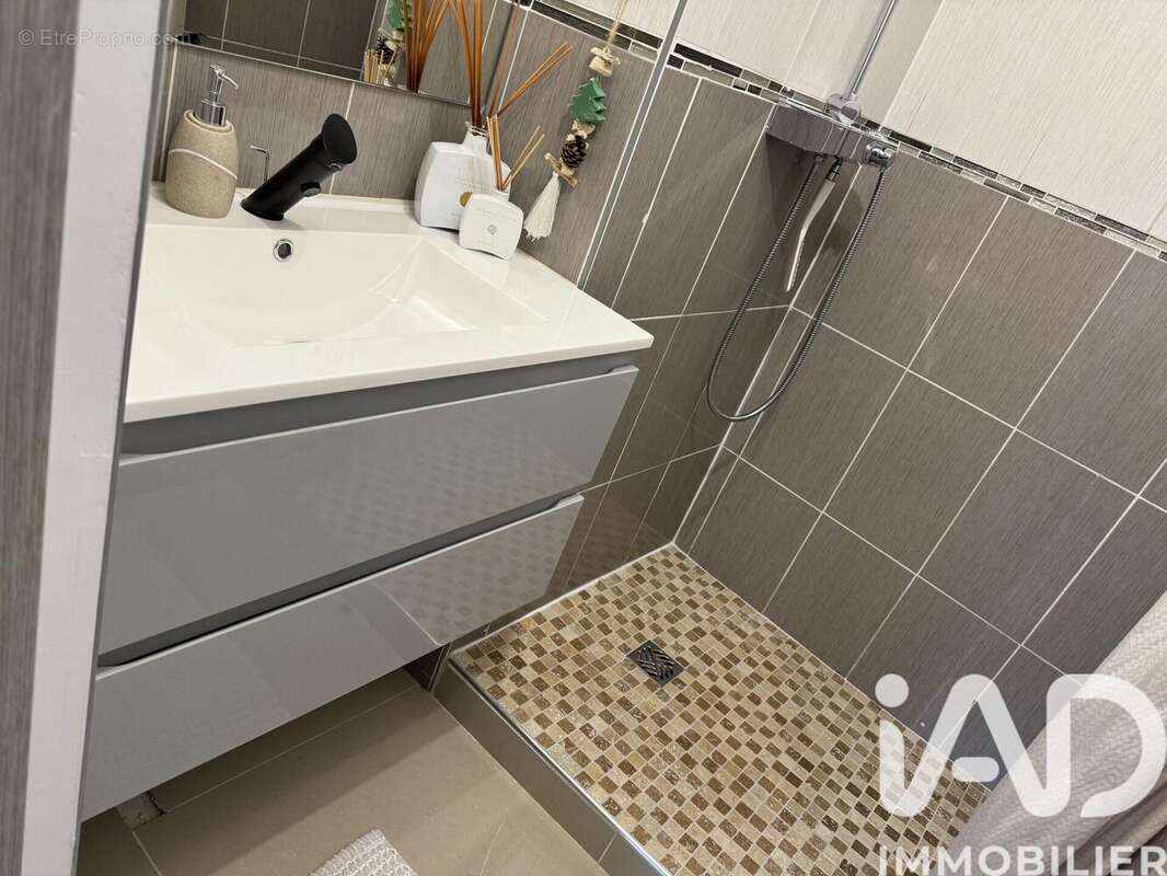 Photo 9 - Maison à CHINON