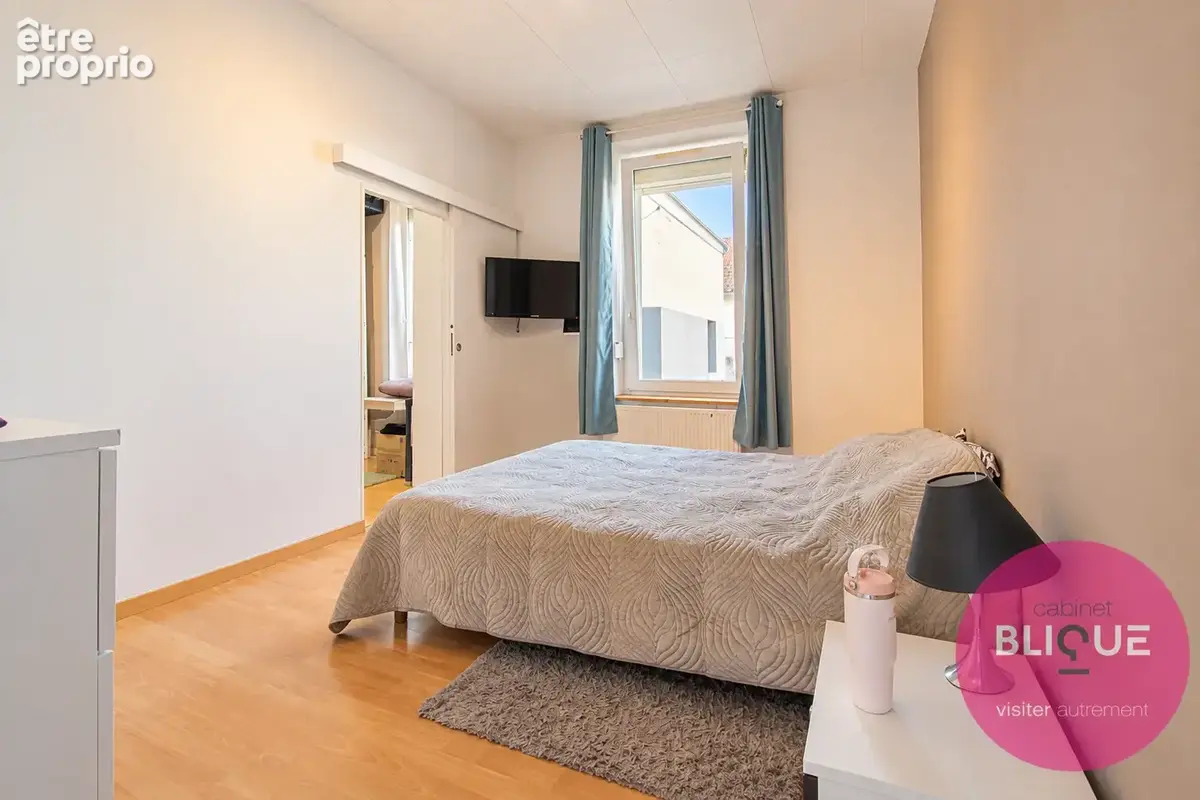 Une maison familiale avec cour au soleil et cave a vin : on signe ou ? - photo 21