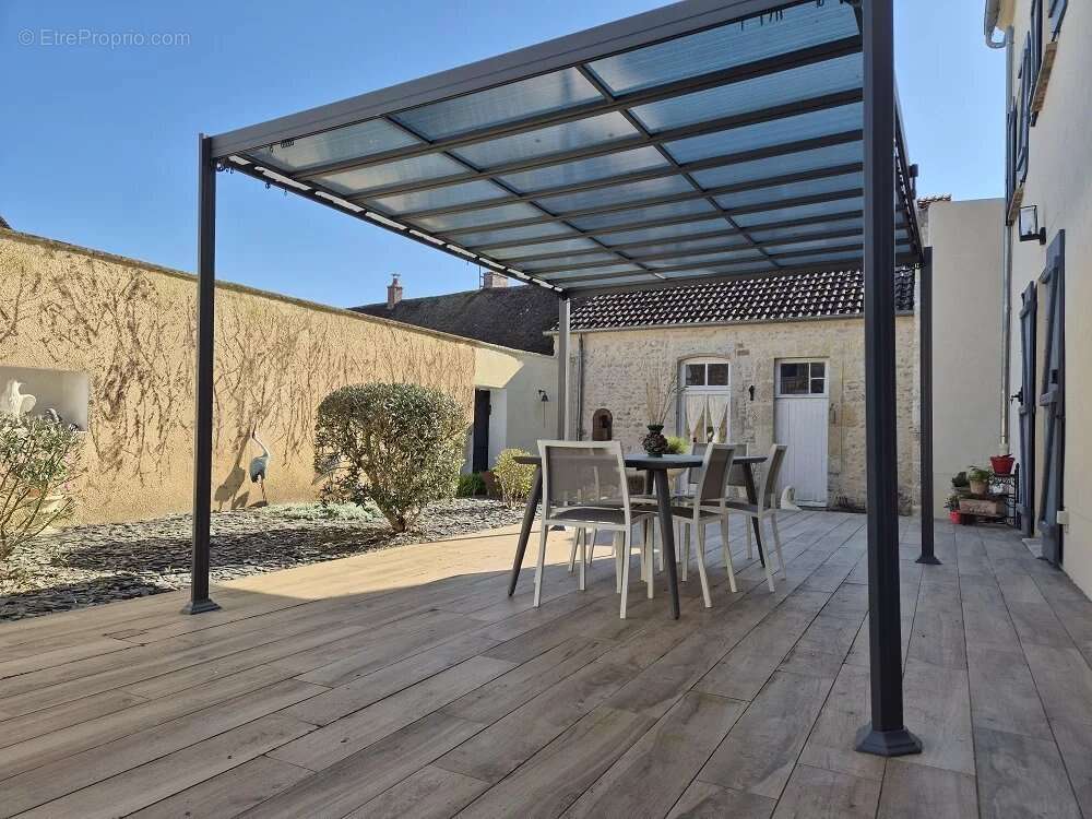 Maison à BEAUMONT-DU-GATINAIS