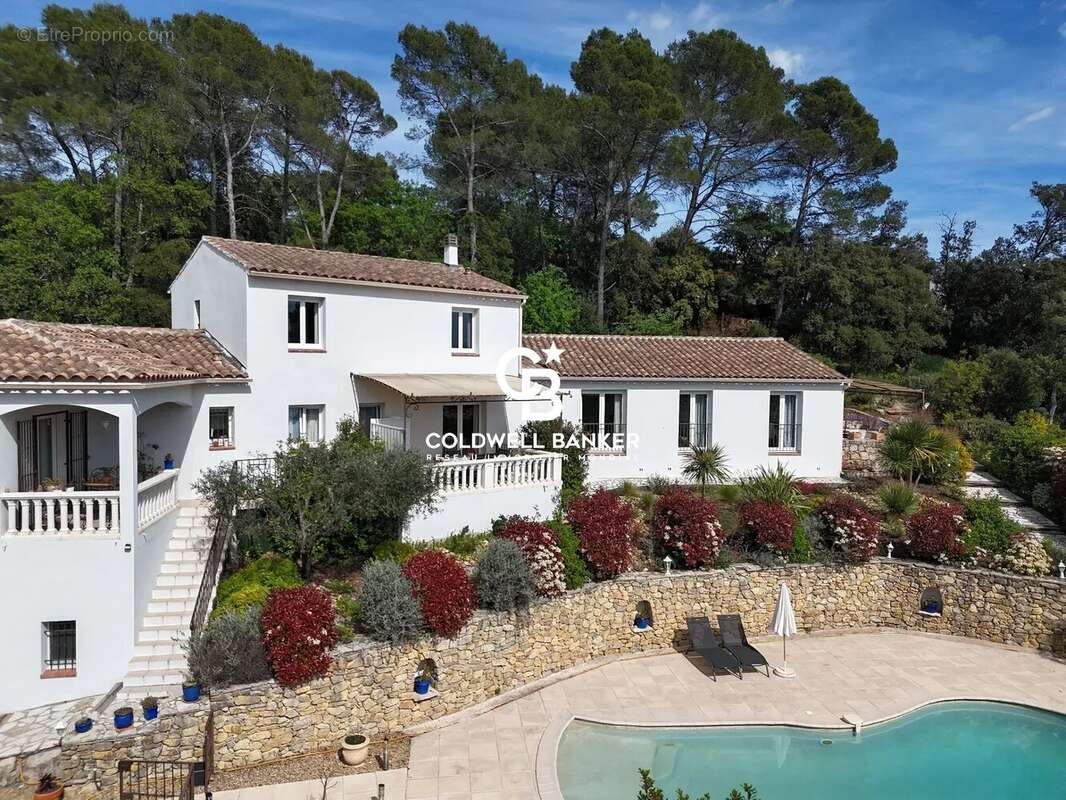 Maison à LORGUES