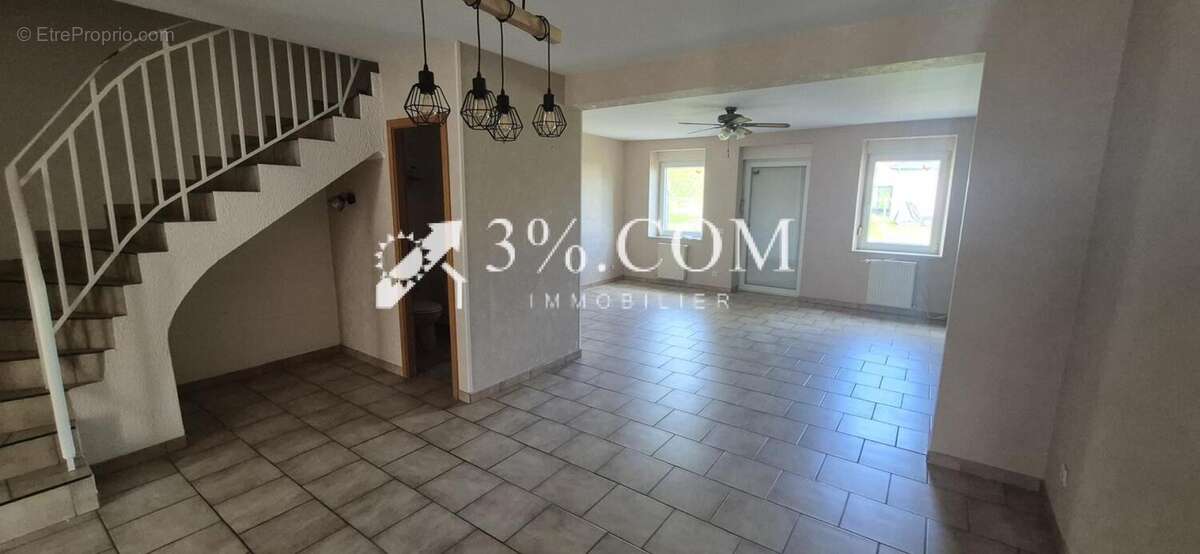 Ensemble immobilier de 4 lots sur  422 m2 - photo 7