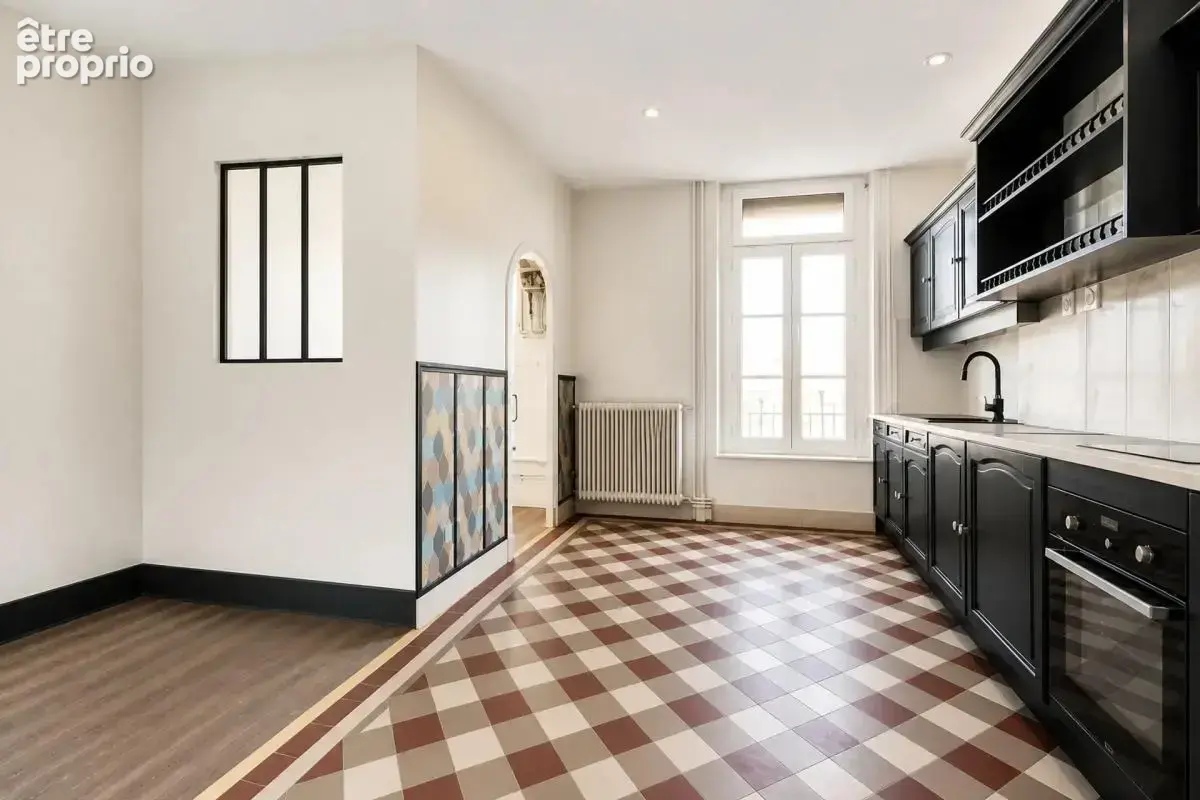 Bel appartement T4 dans l'ancien, rénové, à 100 m de la gare - photo 5