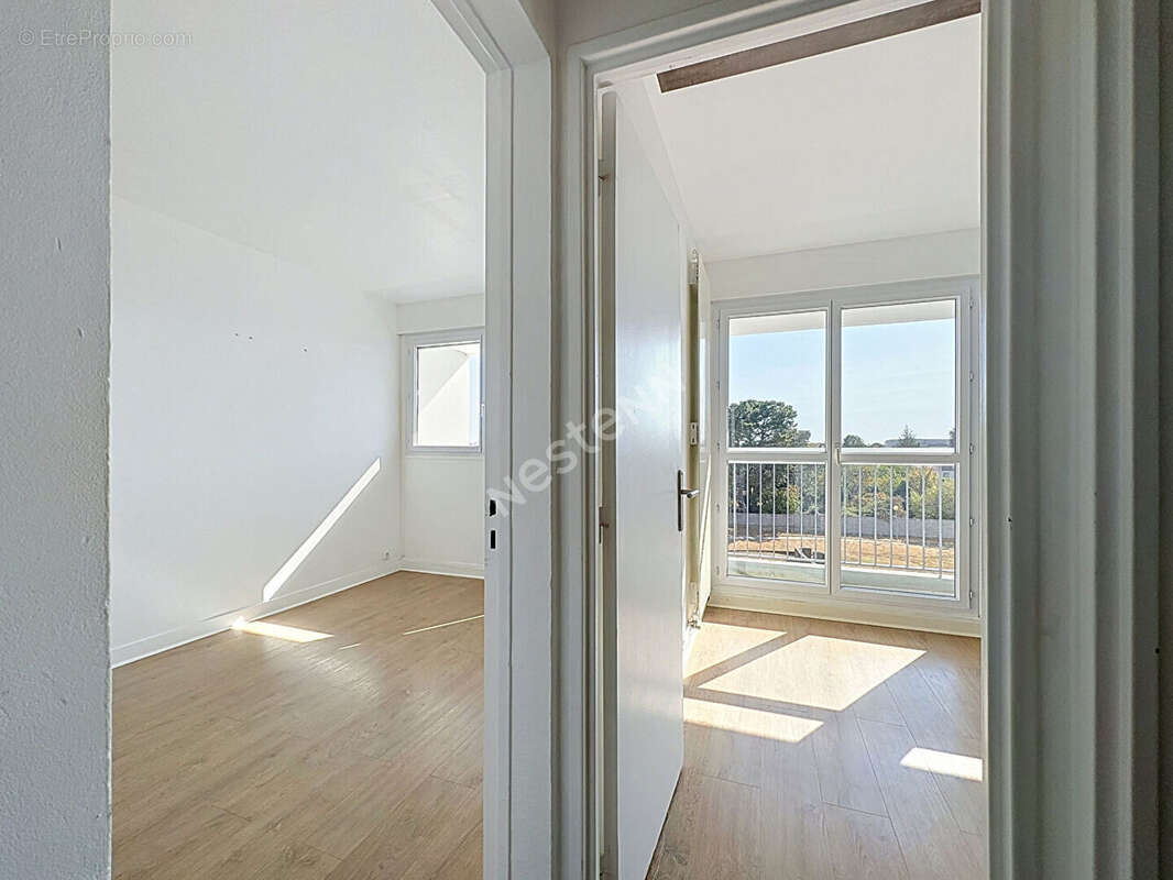 Appartement 3 pièces à vendre à Rezé - La Houssais, dernier étage avec cave et garage - photo 8