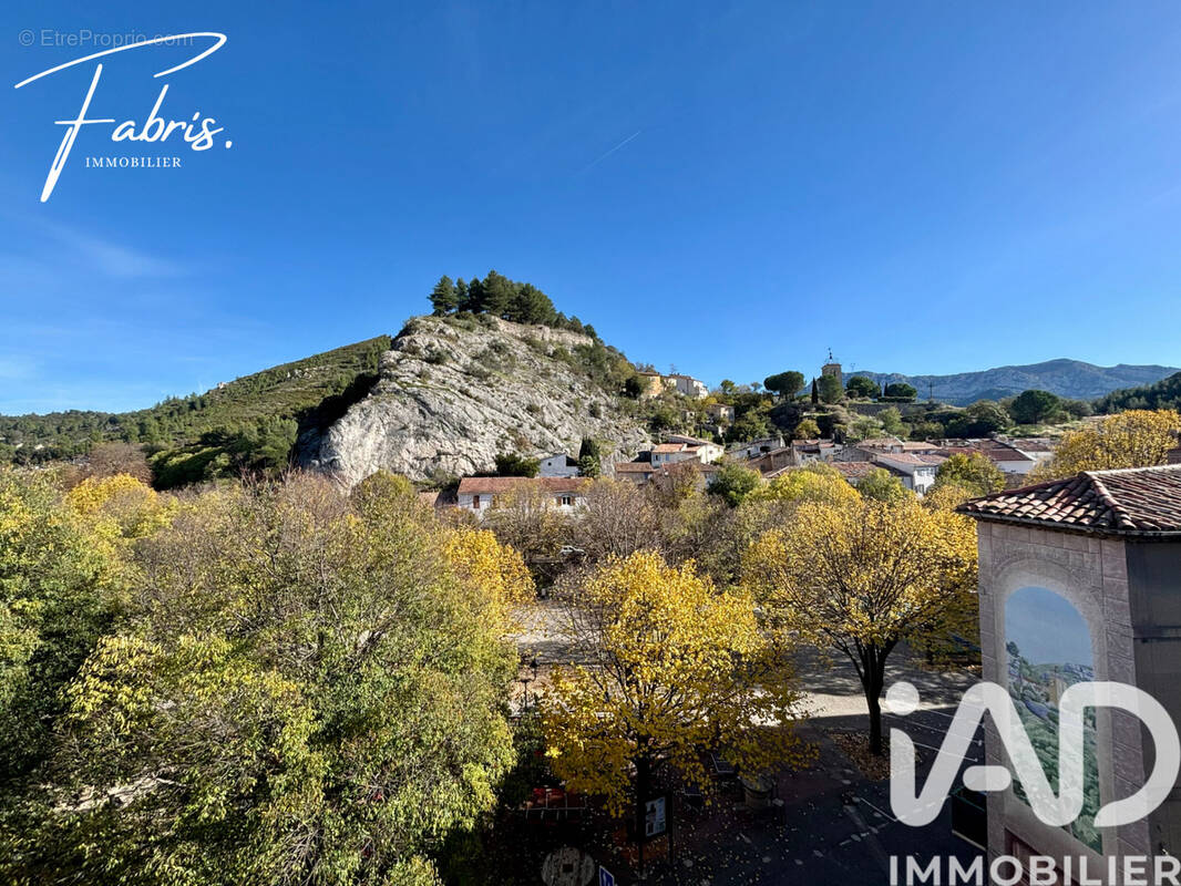 Photo 1 - Appartement à ROQUEVAIRE