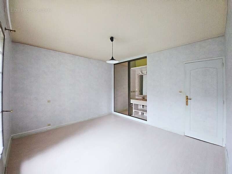 Maison à ANIZY-LE-CHATEAU