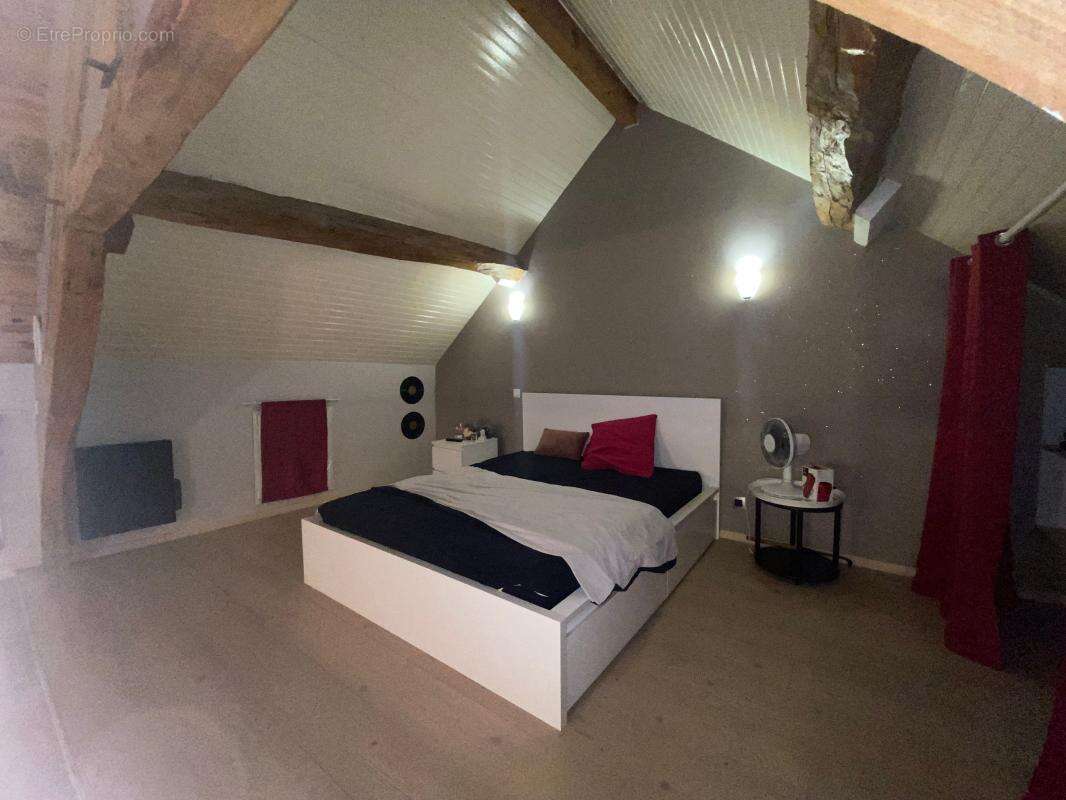 Maison à CREMIEU