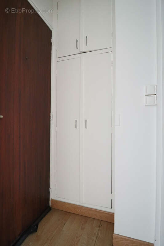 Appartement à LES PAVILLONS-SOUS-BOIS