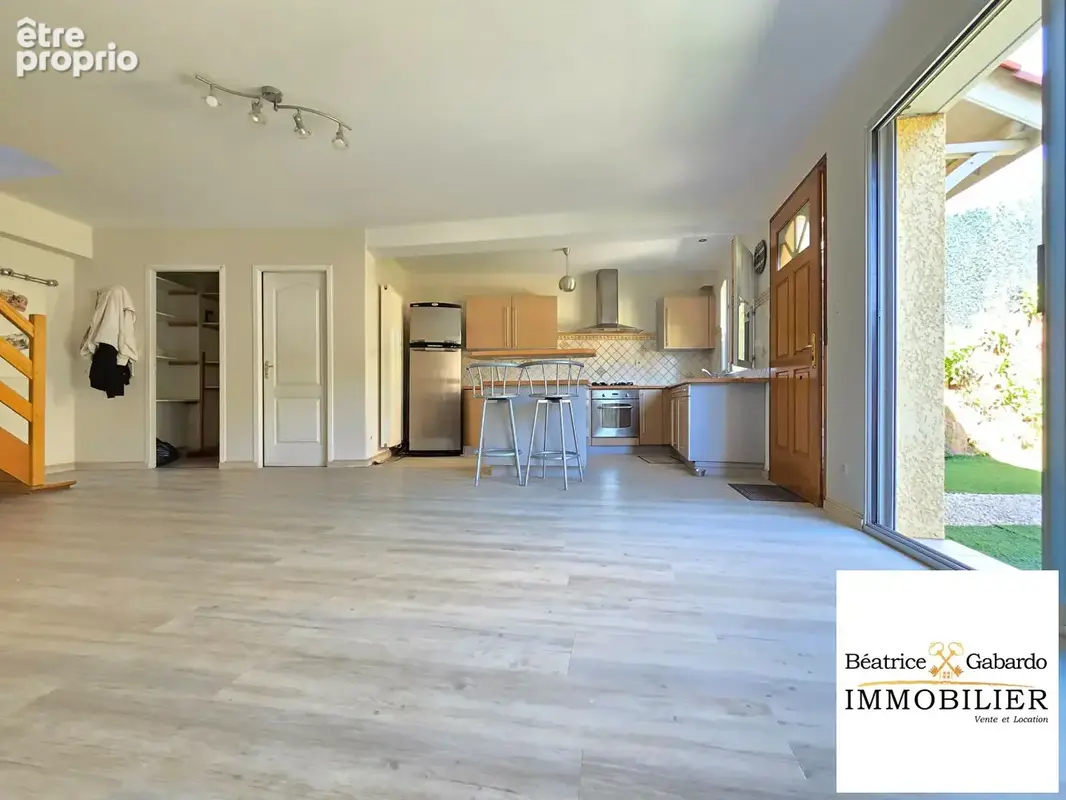 Maison 101 m² - 4p - Létra 69620 - photo 4