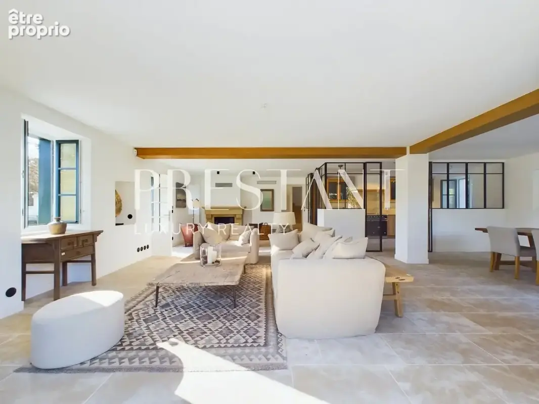 Propriété de Prestige à Bidart - Ferme du XVIIIème Rénovée avec Jardin Paysagé et Piscine - photo 4