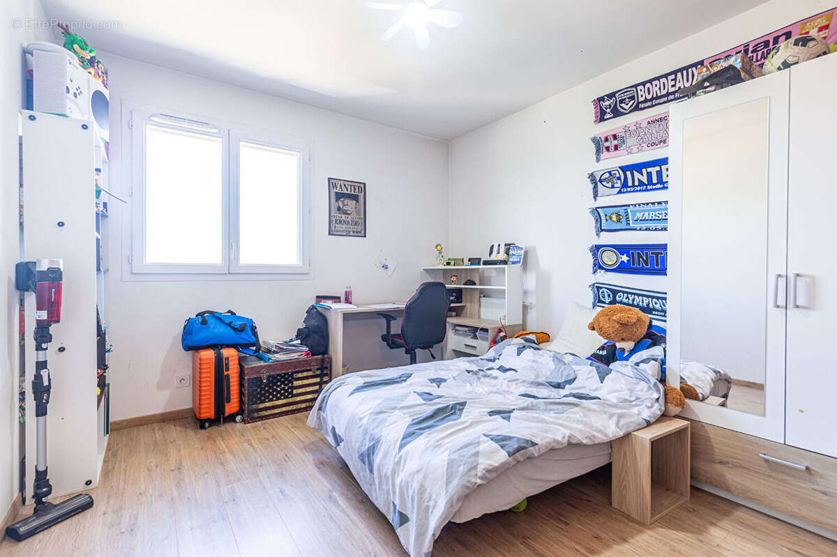 Agence immobiliere laforet - "cosmos" - exclusivite - annecy / seynod centre - appartement t3 de  68,27m² - dernier etage - terr - photo 8
