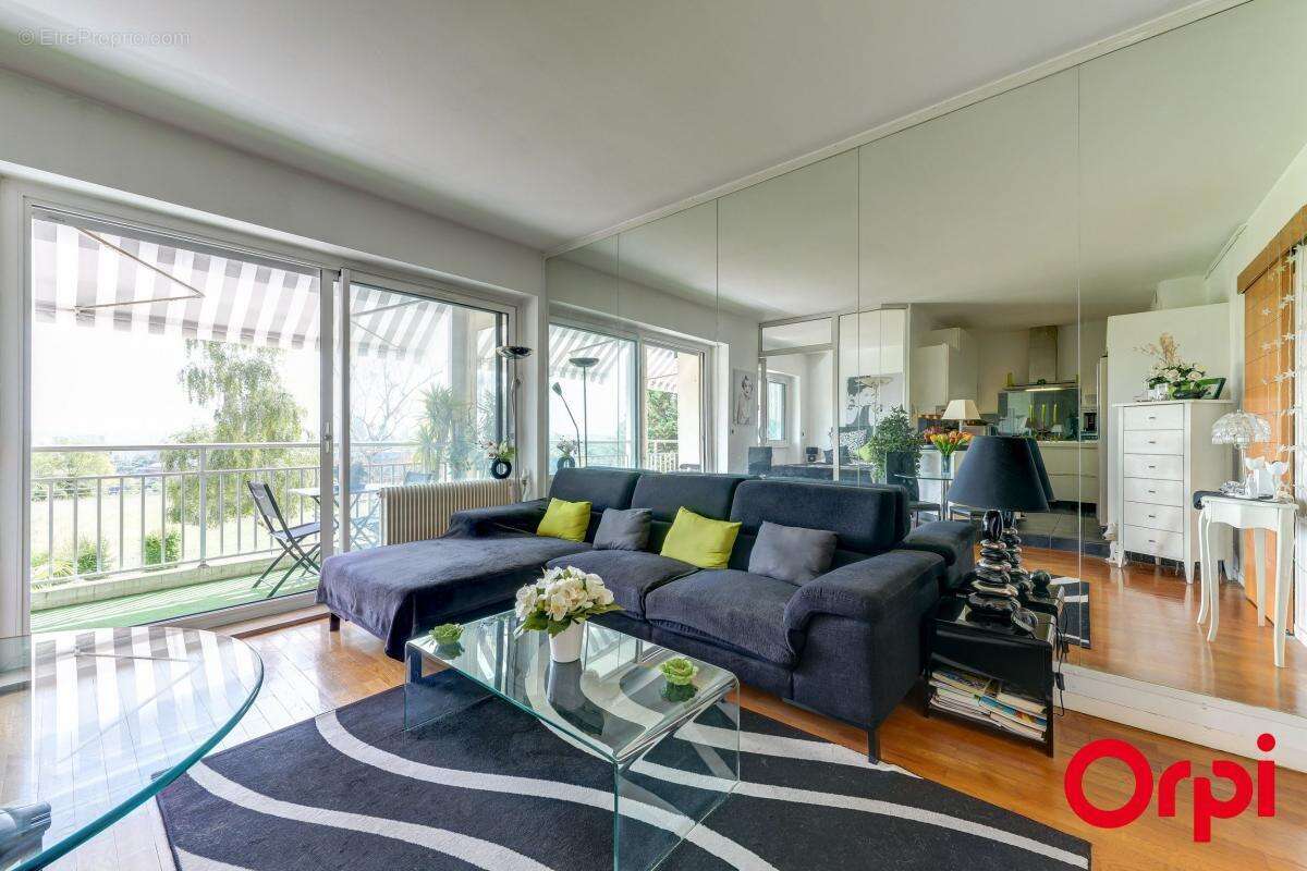 Appartement à CALUIRE-ET-CUIRE